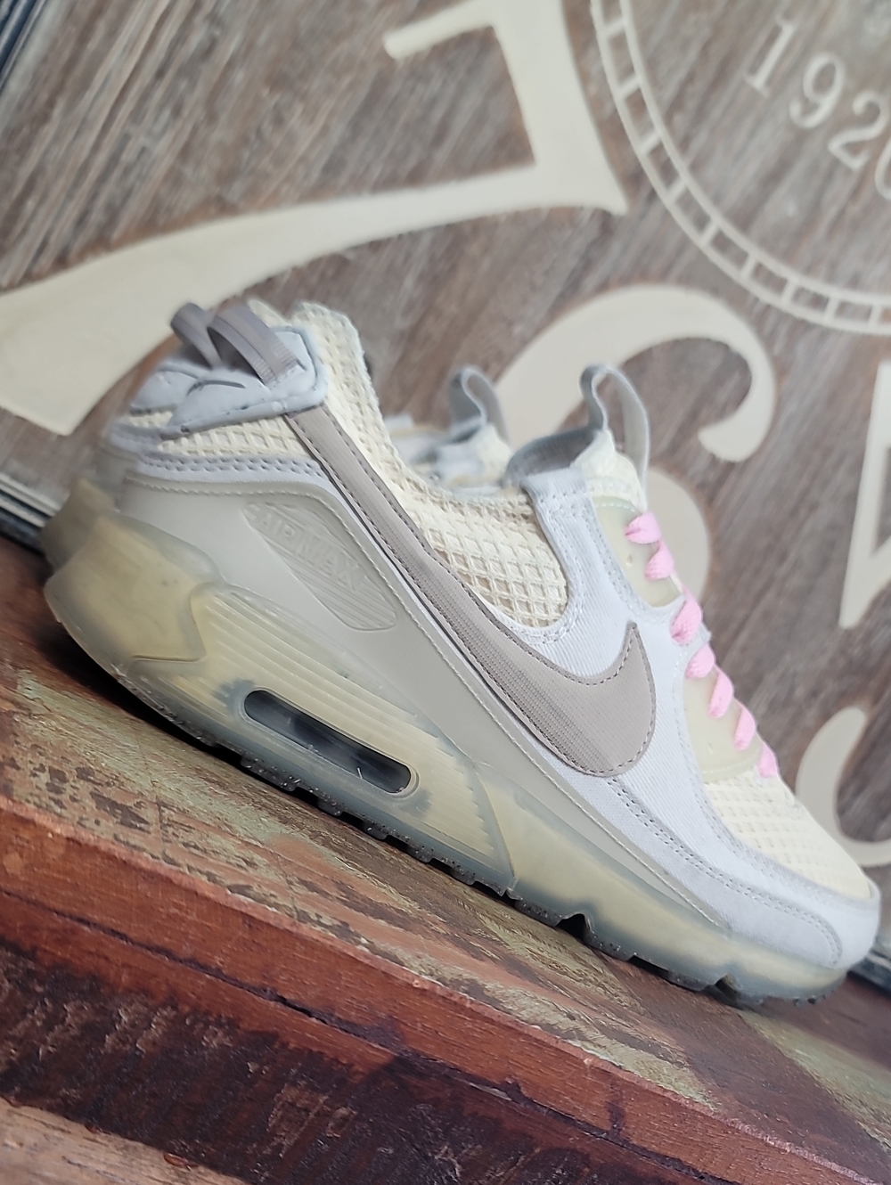 Nike Air Max 90 Terrascape "White Light Iron Ore" Wmns 10.5 (Good Cond)